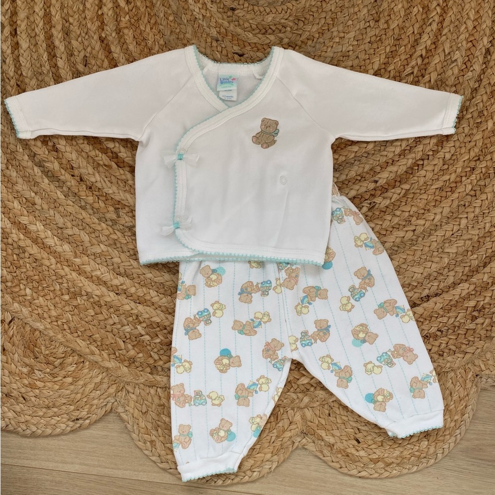Vintage rare HTF Little Wonders embroidered teddy Bear Print outfit